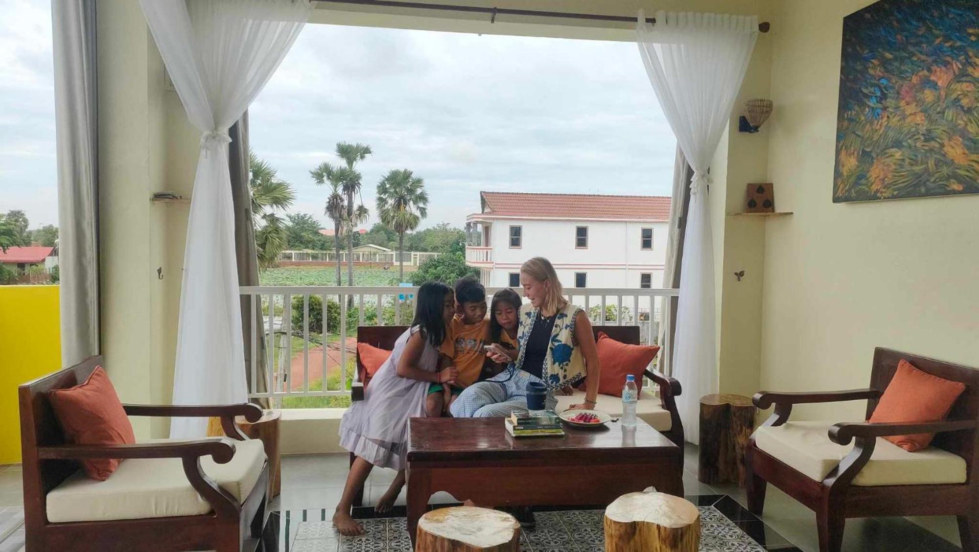 Homestay Yellow Natural House Siem Reap Dış mekan fotoğraf