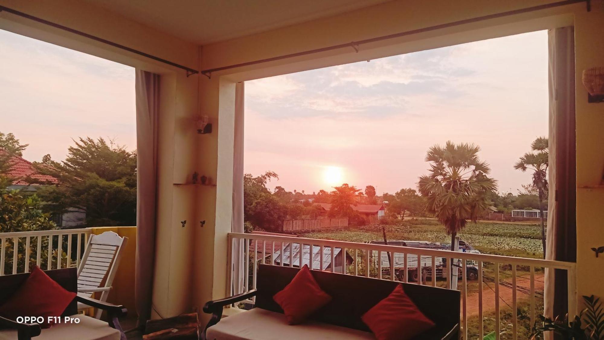 Homestay Yellow Natural House Siem Reap Dış mekan fotoğraf
