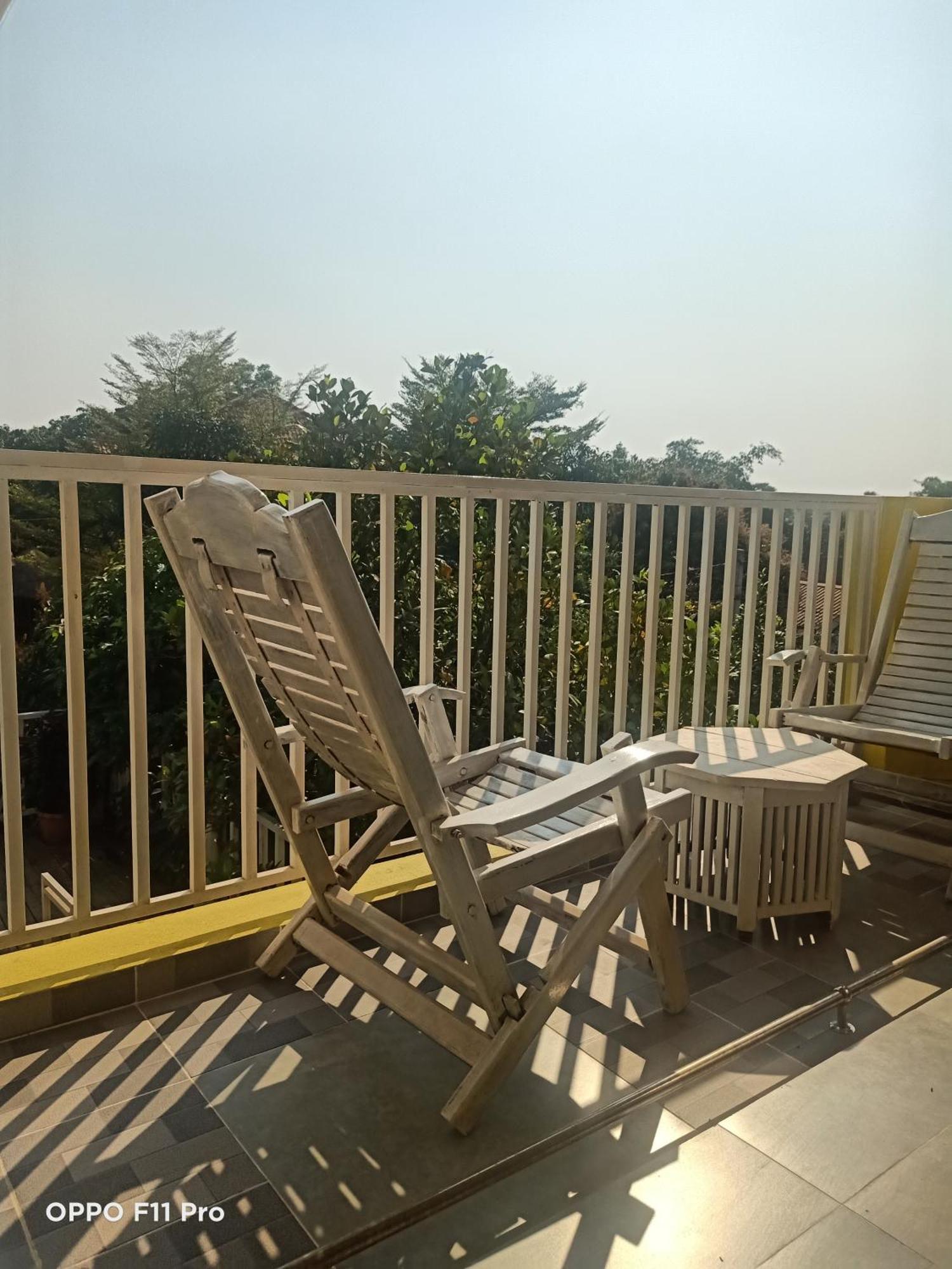 Homestay Yellow Natural House Siem Reap Dış mekan fotoğraf