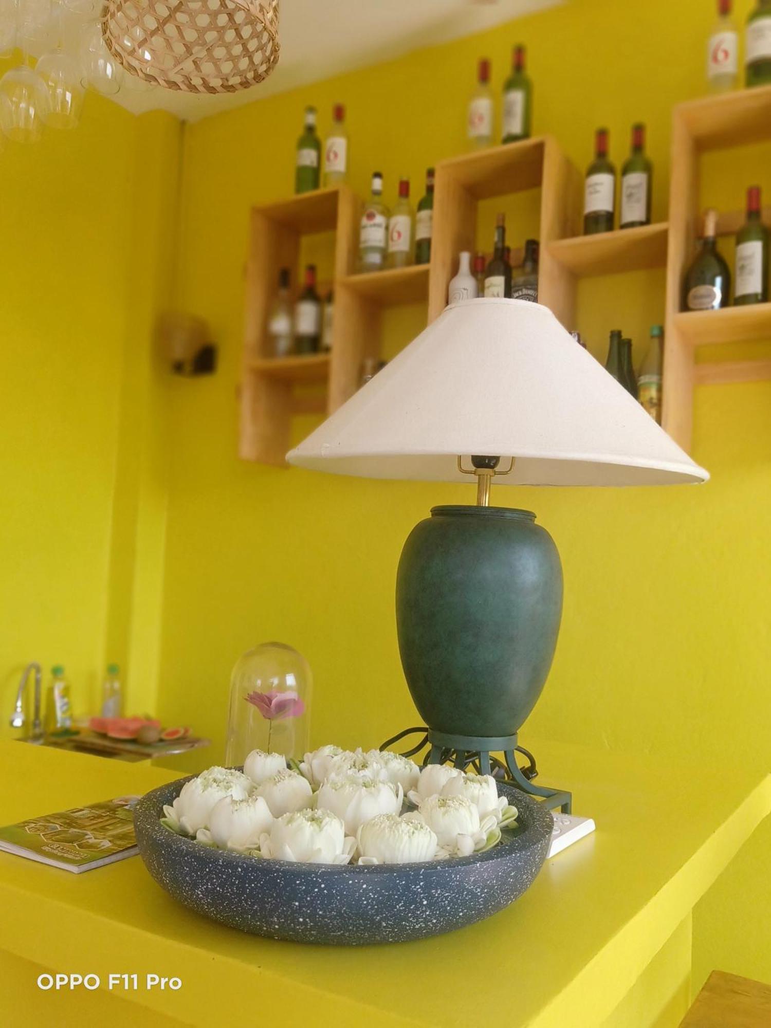 Homestay Yellow Natural House Siem Reap Dış mekan fotoğraf