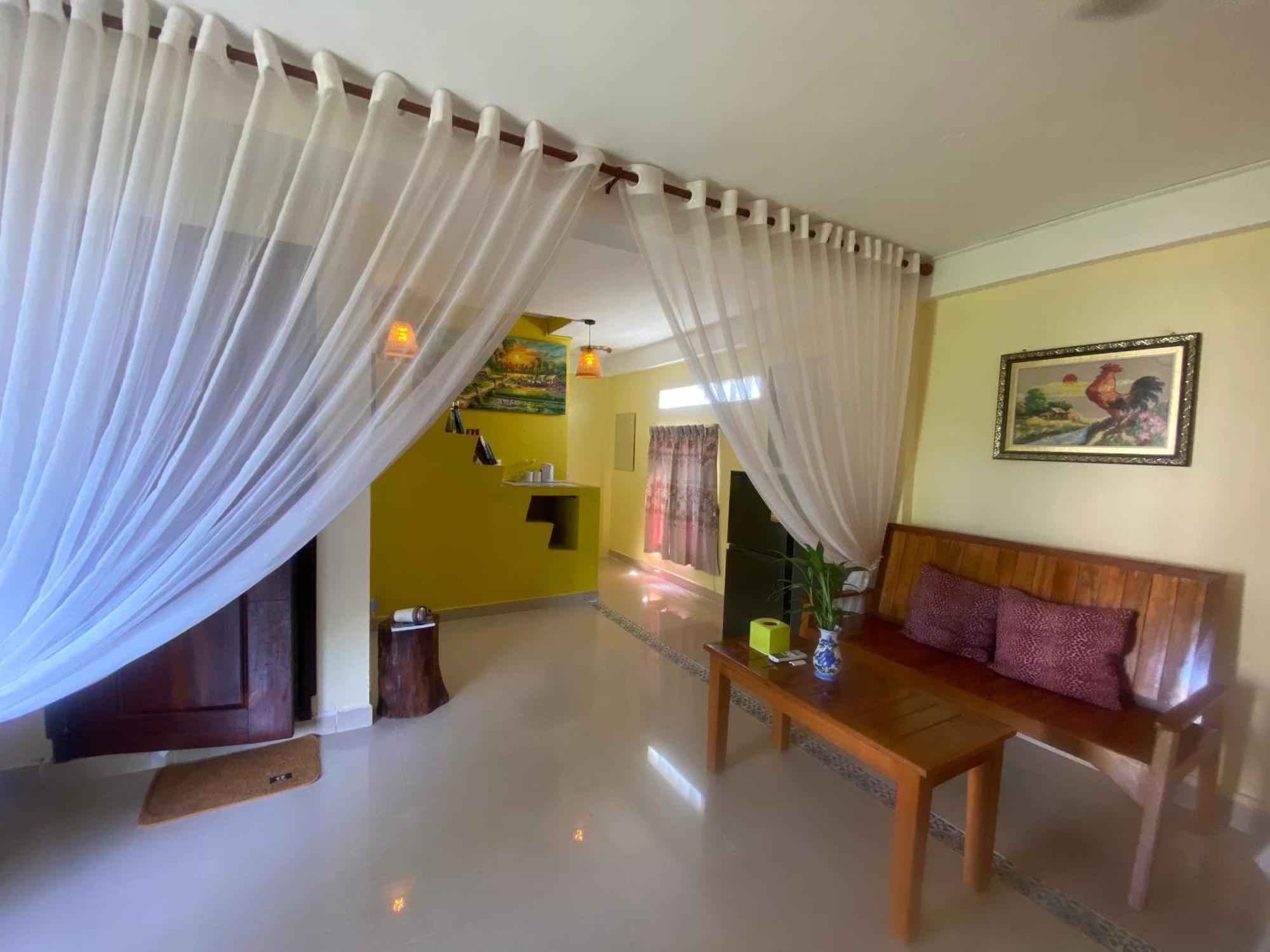 Homestay Yellow Natural House Siem Reap Dış mekan fotoğraf