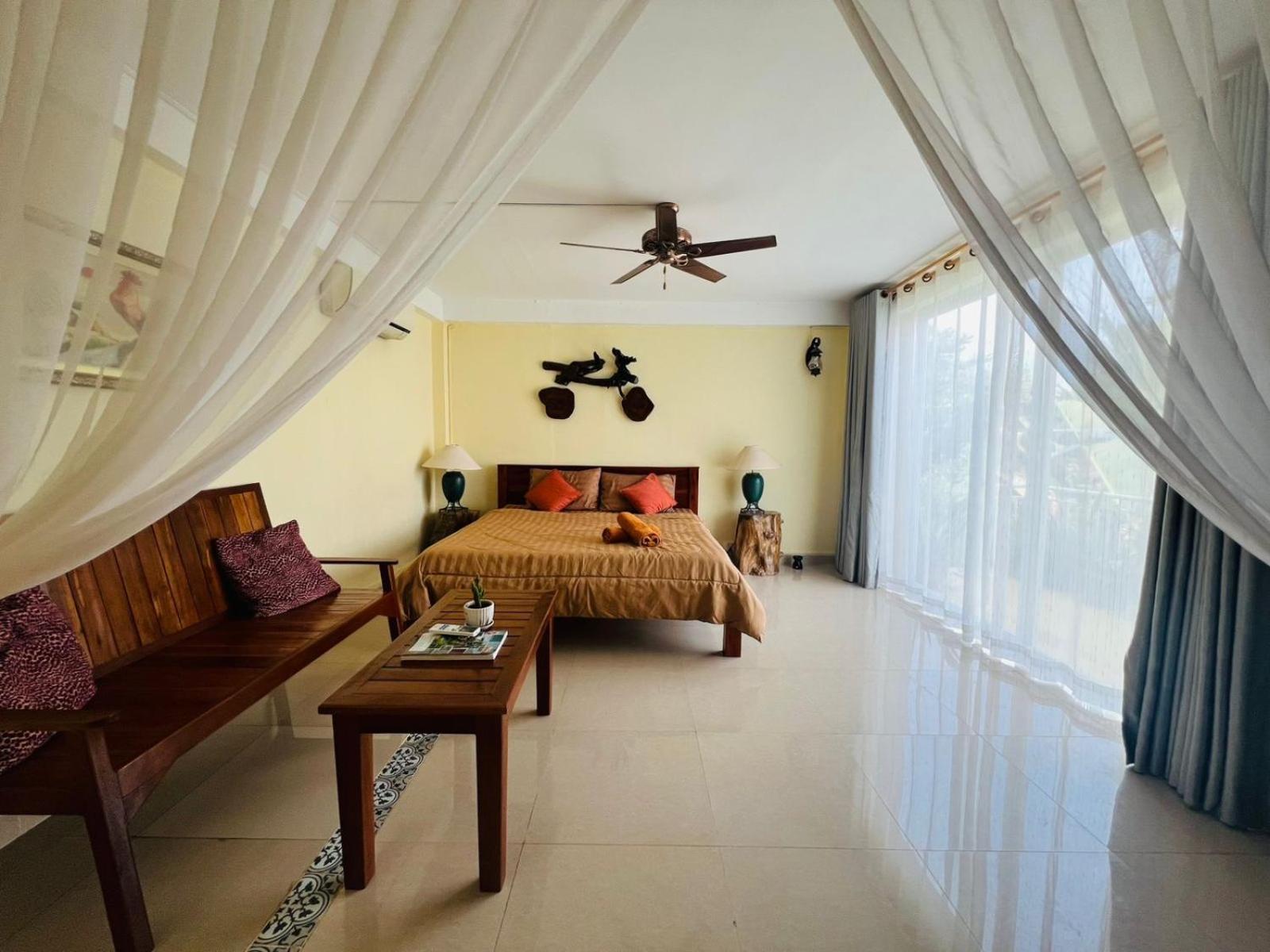 Homestay Yellow Natural House Siem Reap Dış mekan fotoğraf